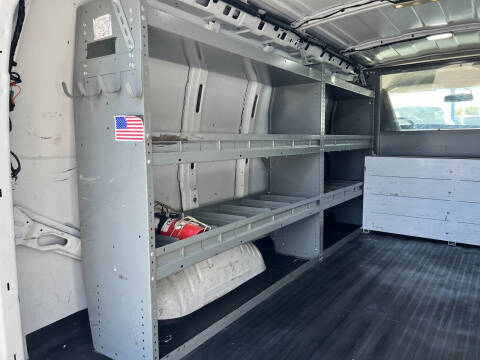 2017 Chevrolet Express 2500