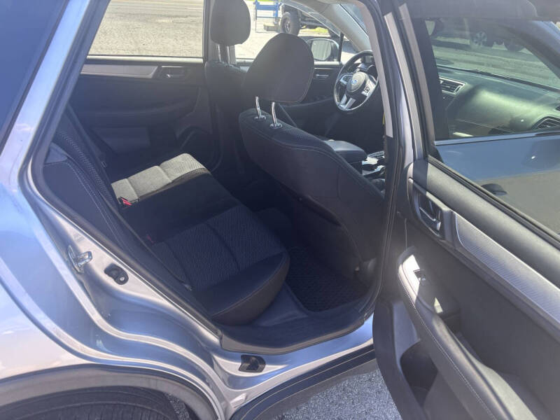 2017 Subaru Outback 2.5i Premium