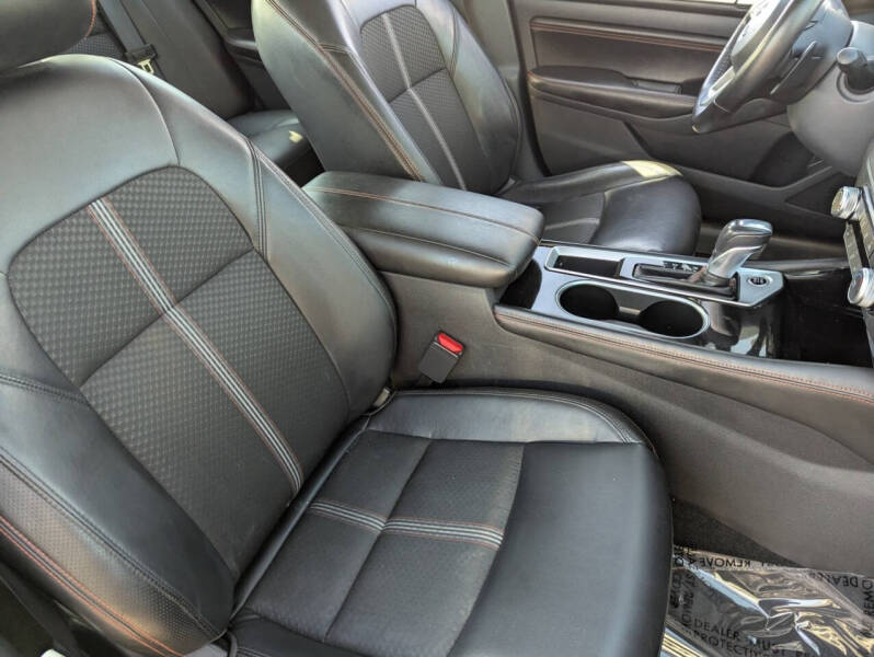 2023 Nissan Altima 2.5 SR