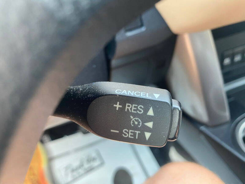 2016 Toyota RAV4 Hybrid XLE