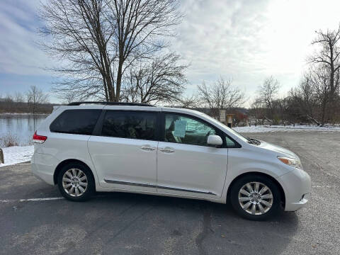2012 Toyota Sienna Limited 7-Passenger