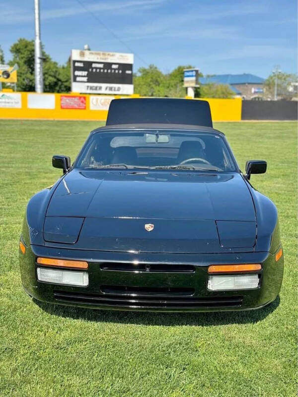 1991 Porsche 944 S2