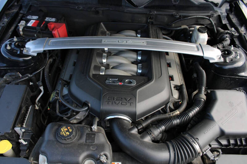 2011 Ford Mustang GT Premium