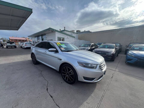 2018 Ford Taurus SEL