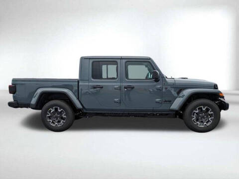 2026 Jeep Gladiator Sahara