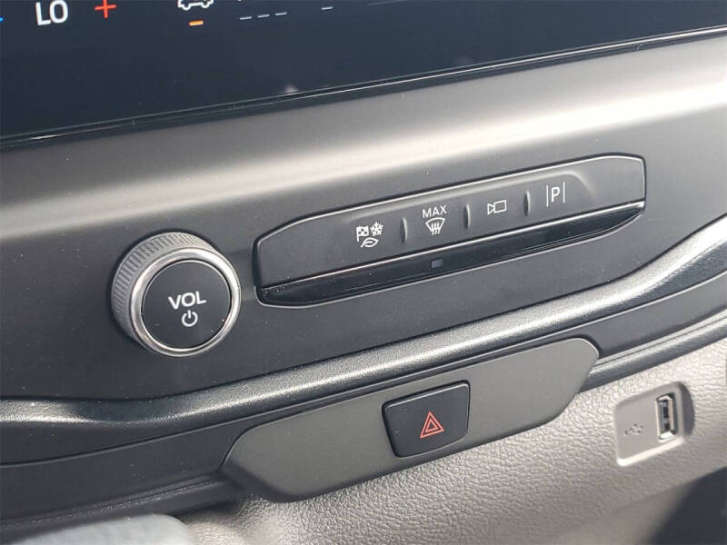 2025 Ford Transit 250