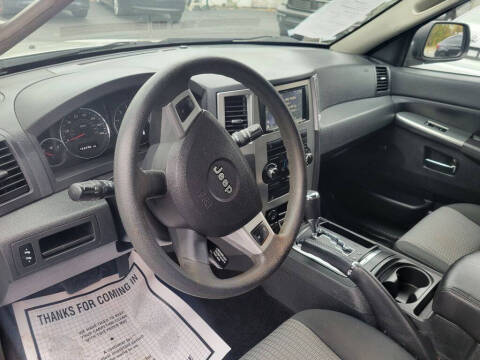 2009 Jeep Grand Cherokee Laredo