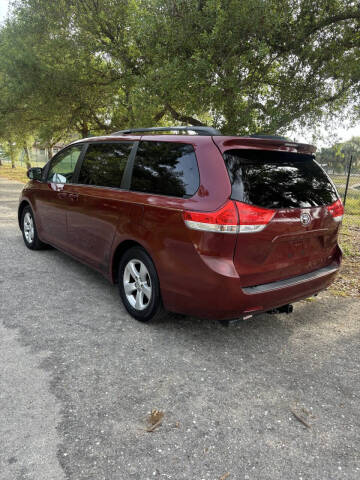 2013 Toyota Sienna
