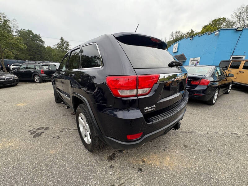 2011 Jeep Grand Cherokee Laredo X