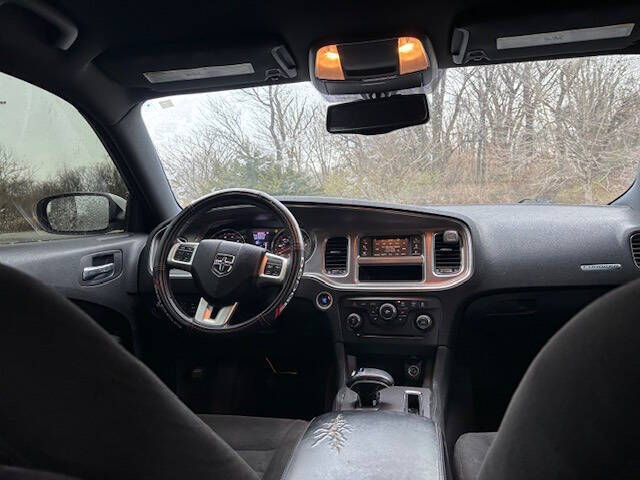 2012 Dodge Charger SE