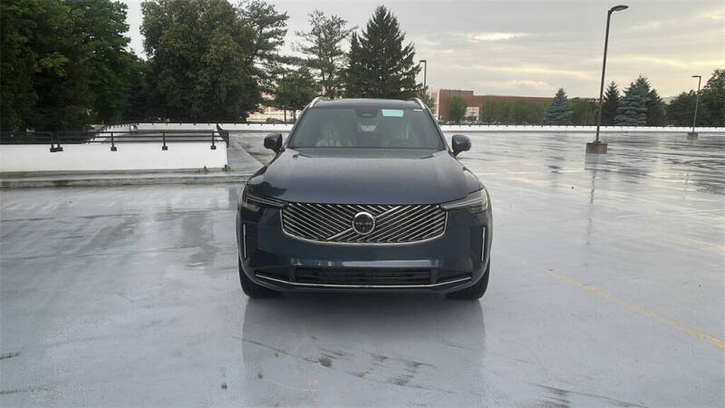 2026 Volvo XC90 B6 Plus 7P