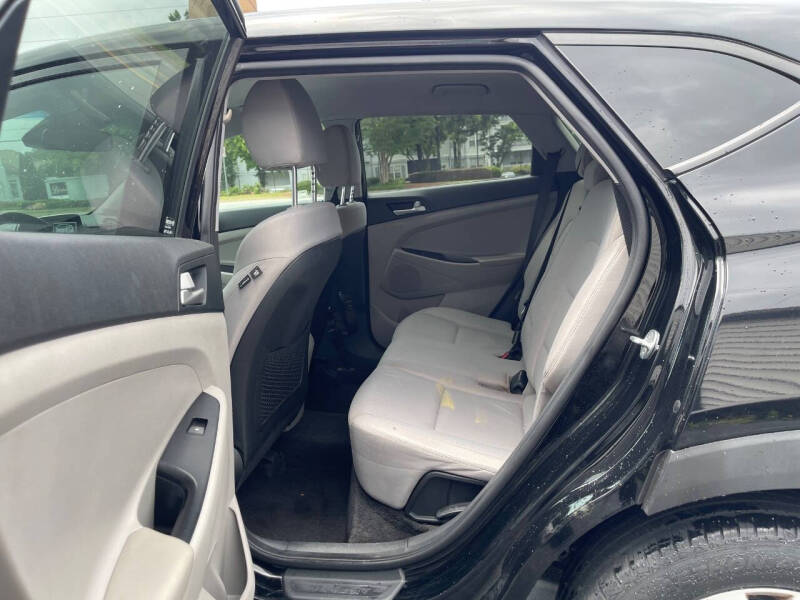 2021 Hyundai Tucson SE