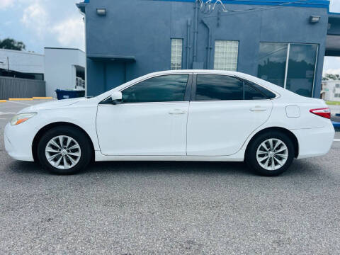 2015 Toyota Camry LE