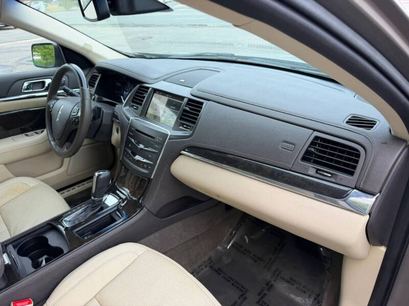 2016 Lincoln MKS