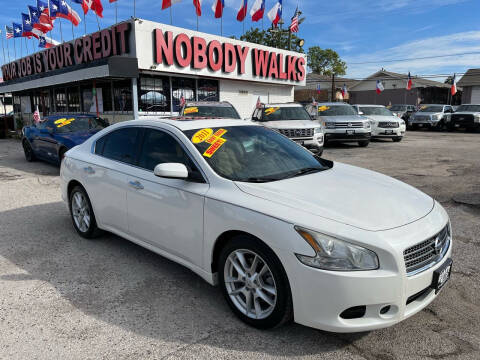 2011 Nissan Maxima for sale at Giant Auto Mart in Houston TX