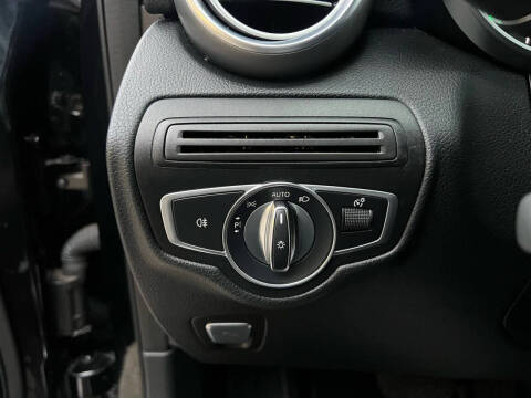 2017 Mercedes-Benz GLC GLC 300