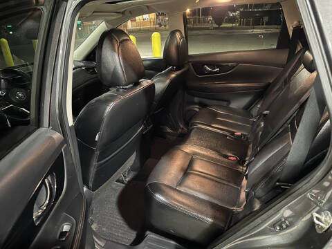 2020 Nissan Rogue SL