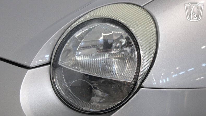 2004 Ford Thunderbird Deluxe