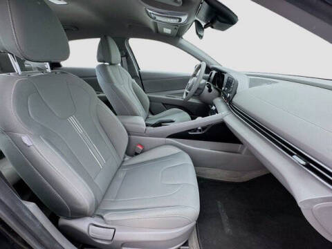 2022 Hyundai Elantra