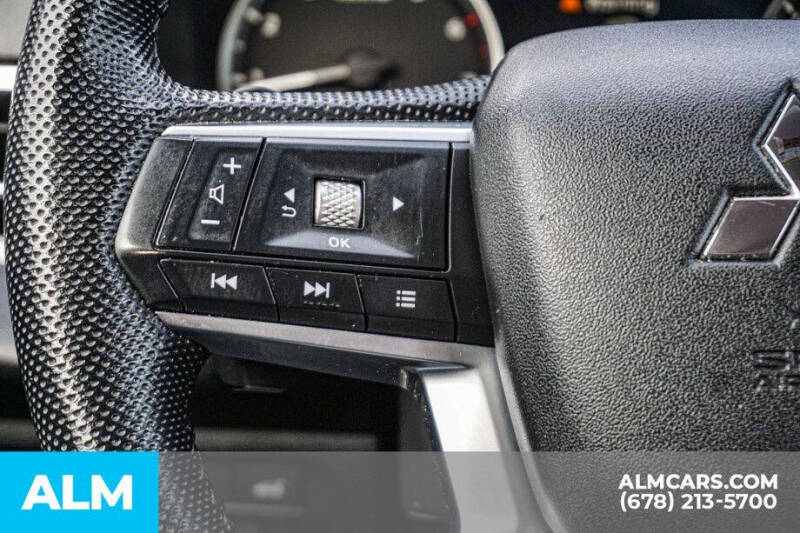 2023 Mitsubishi Outlander SE