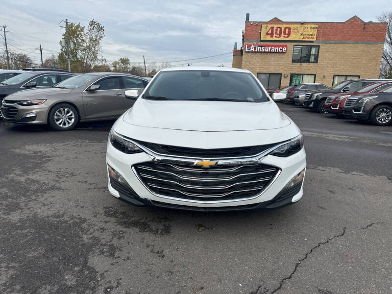 2022 Chevrolet Malibu 1LT photo 3