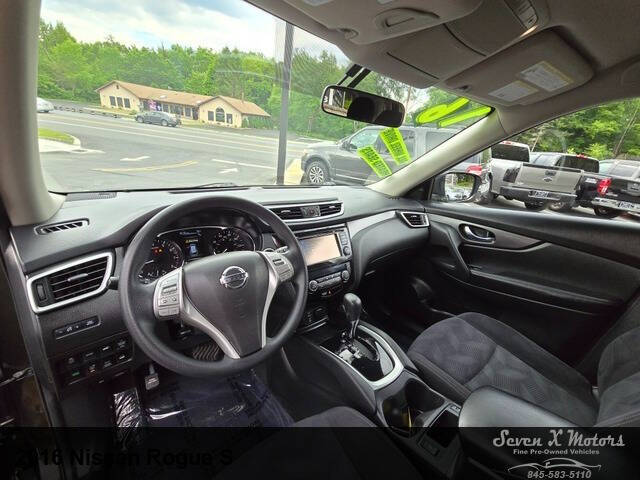 2016 Nissan Rogue S