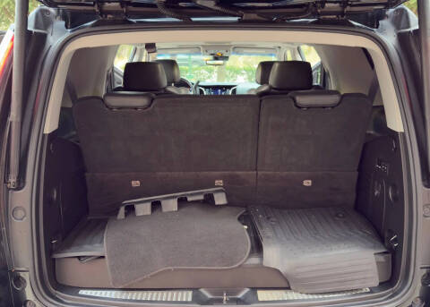 2017 Cadillac Escalade Luxury