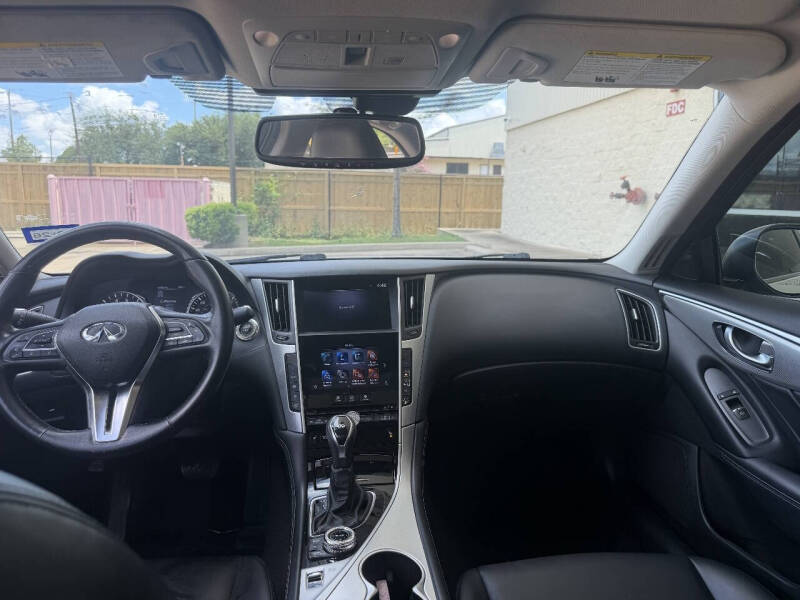2021 Infiniti Q50 Luxe