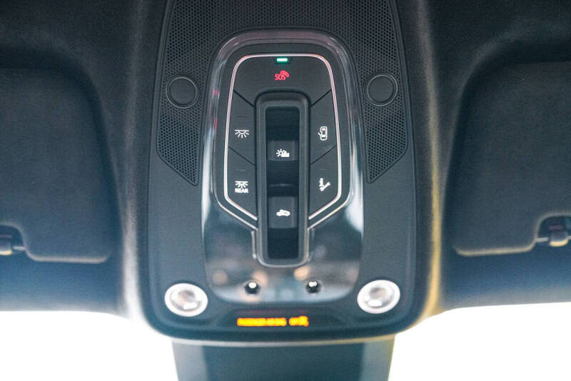 2020 Lamborghini Urus