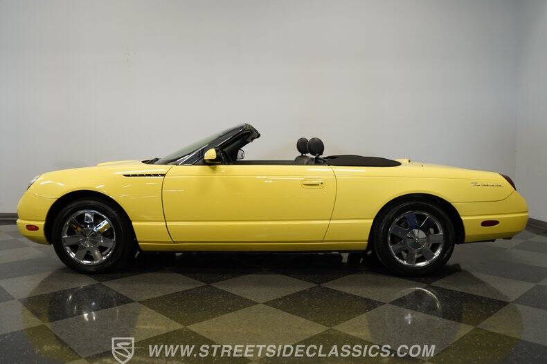 2002 Ford Thunderbird Deluxe