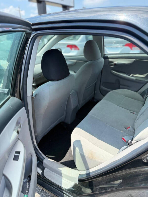2012 Toyota Corolla LE