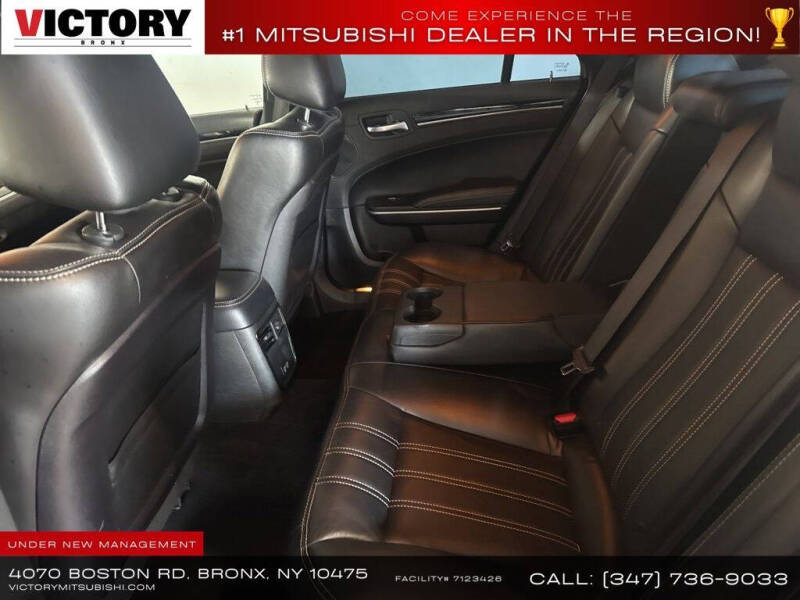 2022 Chrysler 300 S V6