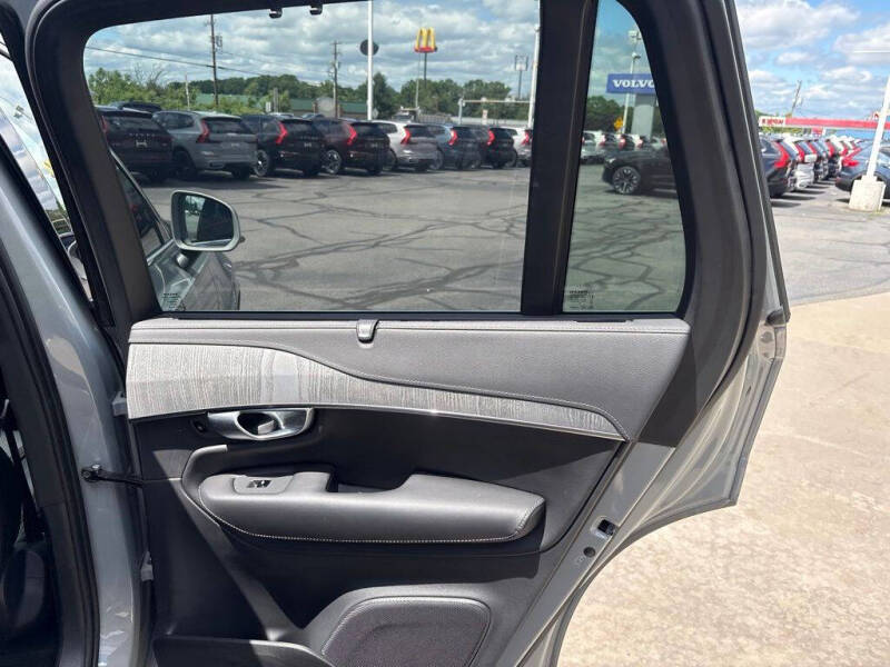 2024 Volvo XC90 B6 Ultimate Bright Theme 7P