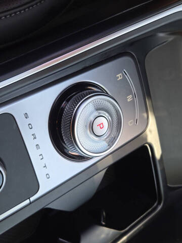 2025 Kia Sorento Hybrid EX