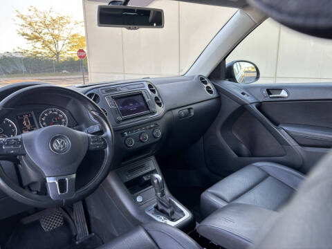 2016 Volkswagen Tiguan 2.0T SE 4Motion