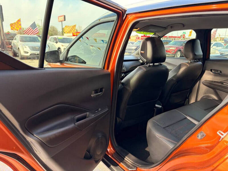 2019 Nissan Kicks S
