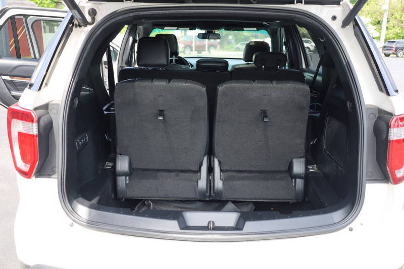 2017 Ford Explorer Platinum