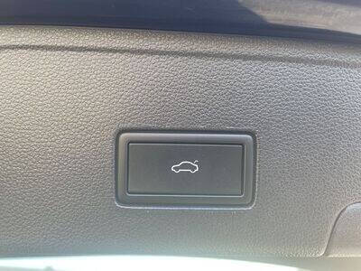 2023 Volkswagen Atlas Cross Sport SE 4Motion