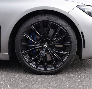 2022 BMW 7 Series M760i xDrive