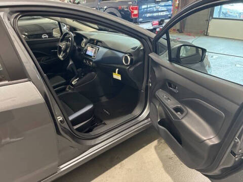 2025 Nissan Versa SV