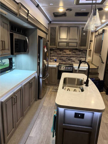 2021 Keystone RV Montana 3231CK