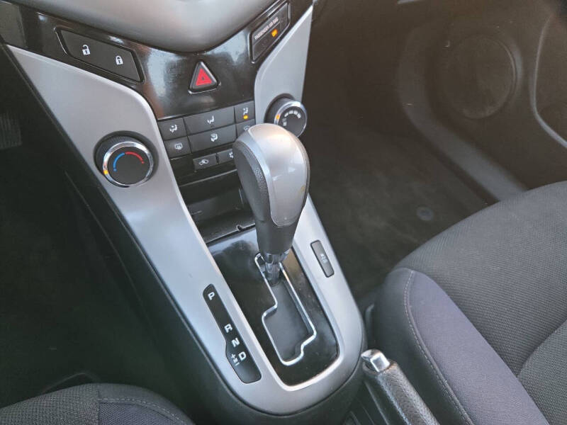 2012 Chevrolet Cruze LT Fleet