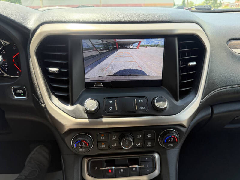 2020 GMC Acadia Denali