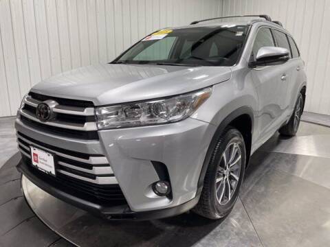 2018 Toyota Highlander for sale at HILAND TOYOTA in Moline IL
