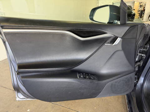 2017 Tesla Model S 75D