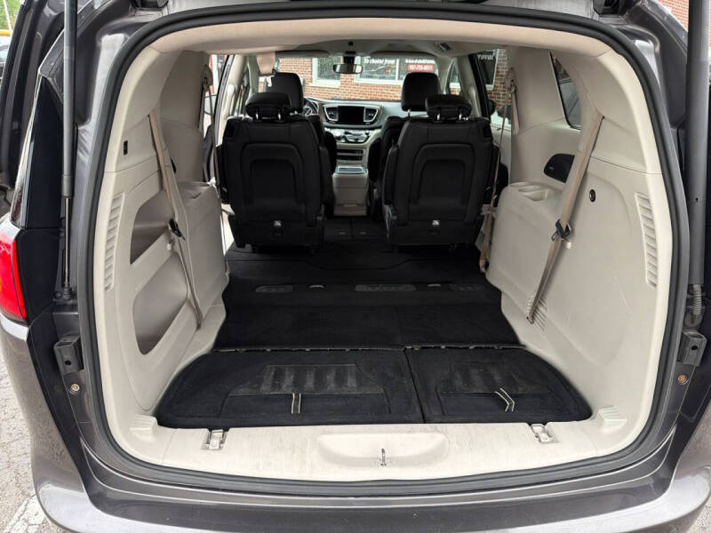 2018 Chrysler Pacifica Touring L Plus