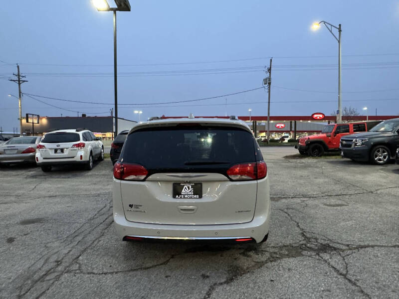 2020 Chrysler Pacifica Limited