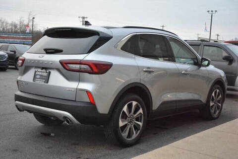 2023 Ford Escape Platinum