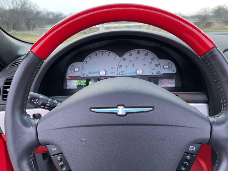 2002 Ford Thunderbird Deluxe