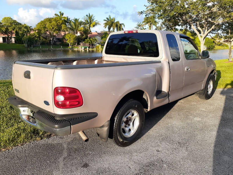 1998 Ford F-150 XLT